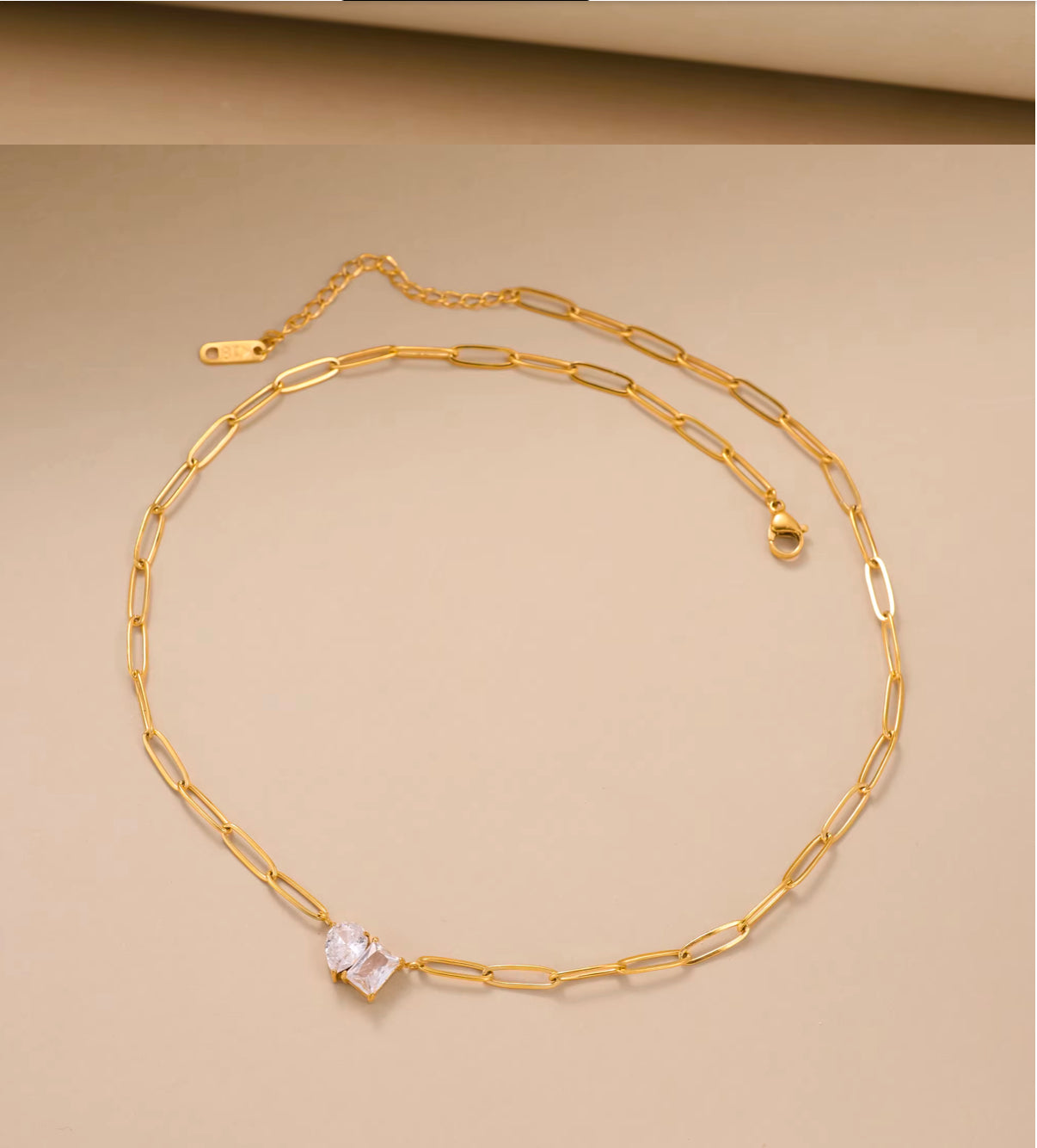 NIEMA NECKLACE